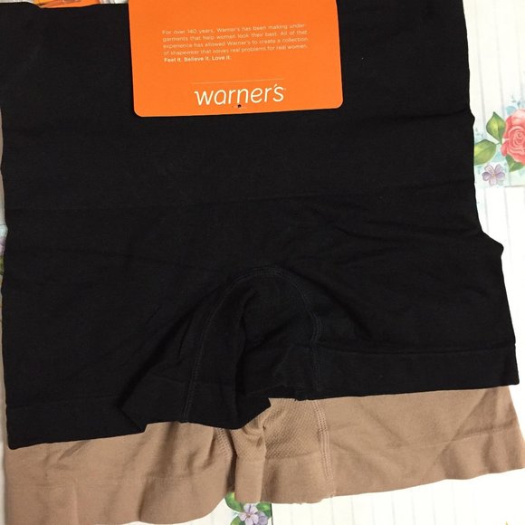 Warner's All-Day Shaping 2-Pack Boyshort (Large) - Picture 11 of 16